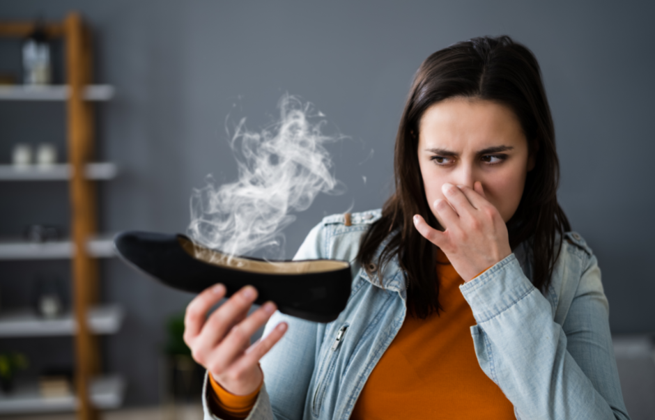 My Roommate Smells Bad 3 Powerful Tips on What to Do